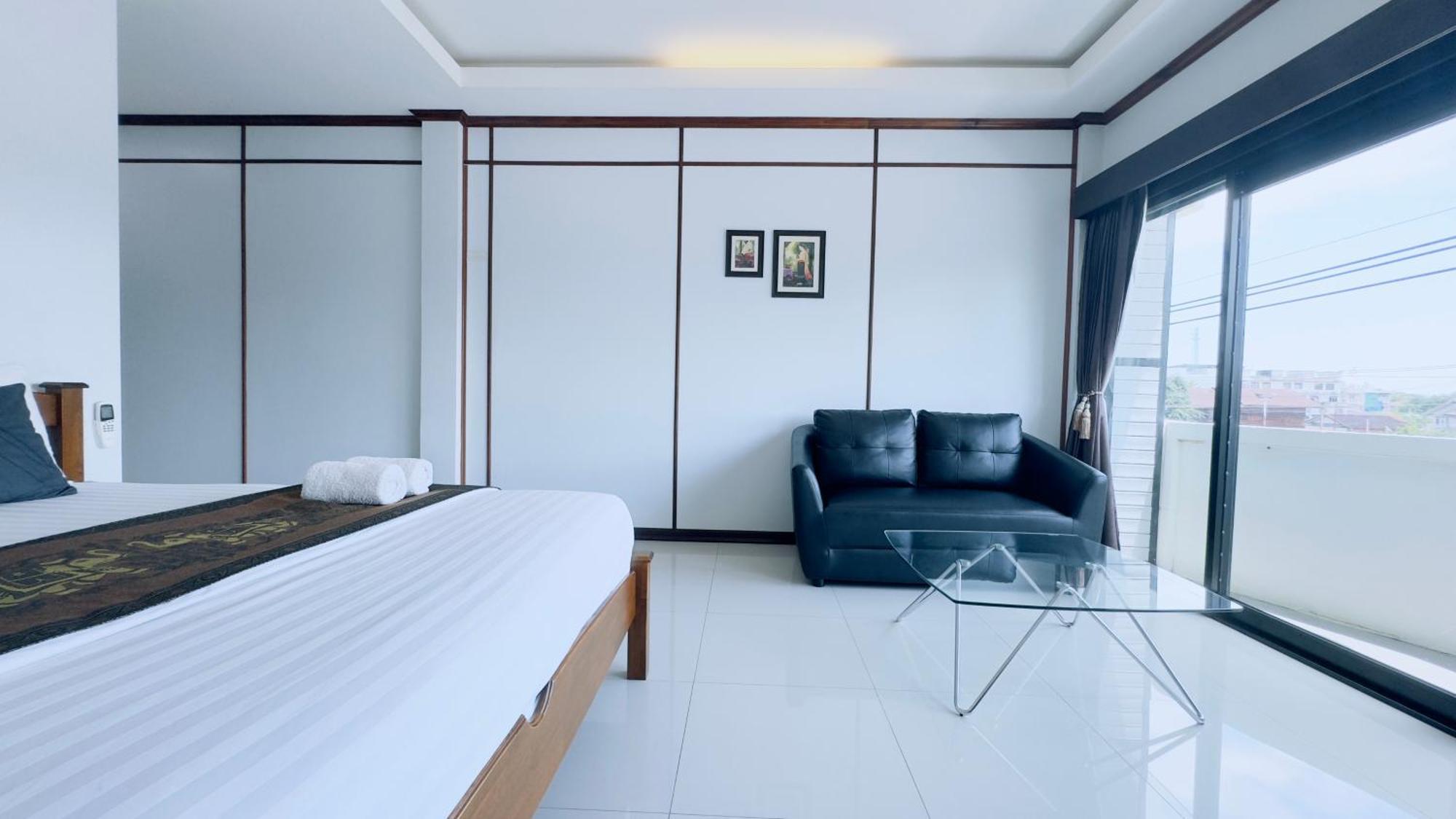 Ez House Hotel Сукотай Екстериор снимка